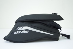 860201355 Cумка сиденья G4 Ski-Doo SUMMIT SEAT BAG 860201355 Cумка сиденья G4 Ski-Doo SUMMIT SEAT BAG